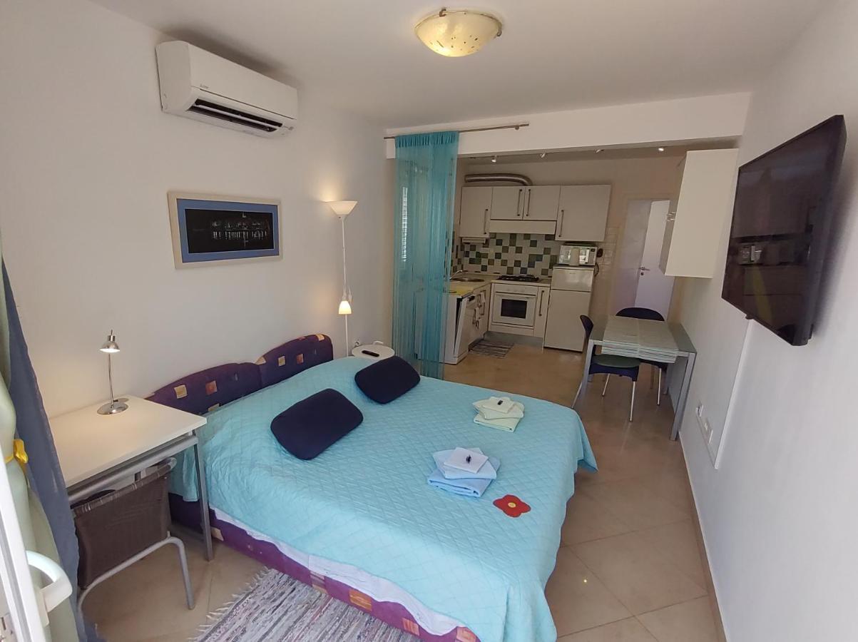 קורצולה Apartments Viva מראה חיצוני תמונה